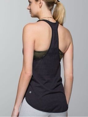 Lululemon /// Women’s 105F Singlet Racerback Scalloped Tank Top - Size 10